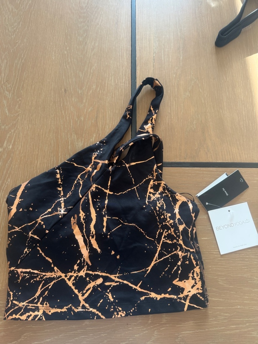 Beyond Yoga Black with Rose Gold Marble-Print One-Shoulder Sports Bra